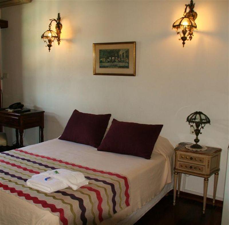 De Aguilas Boutique 3*